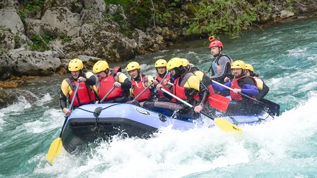 1-Day Tara Rafting Experience photo 3